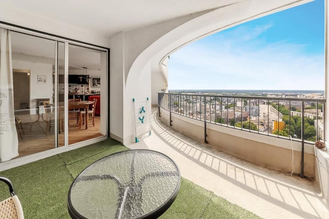 Bellevue, Appartement T2, Terrasse & Parking Ρεν Εξωτερικό φωτογραφία